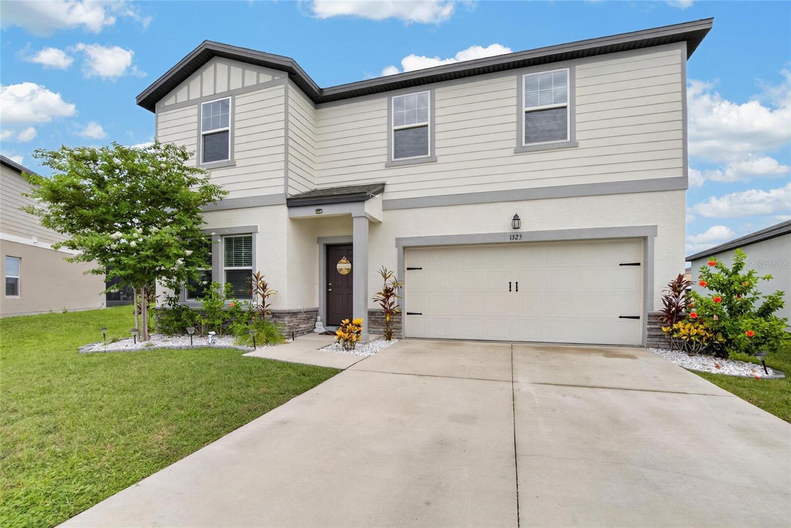 1325 Anchor Bend Dr