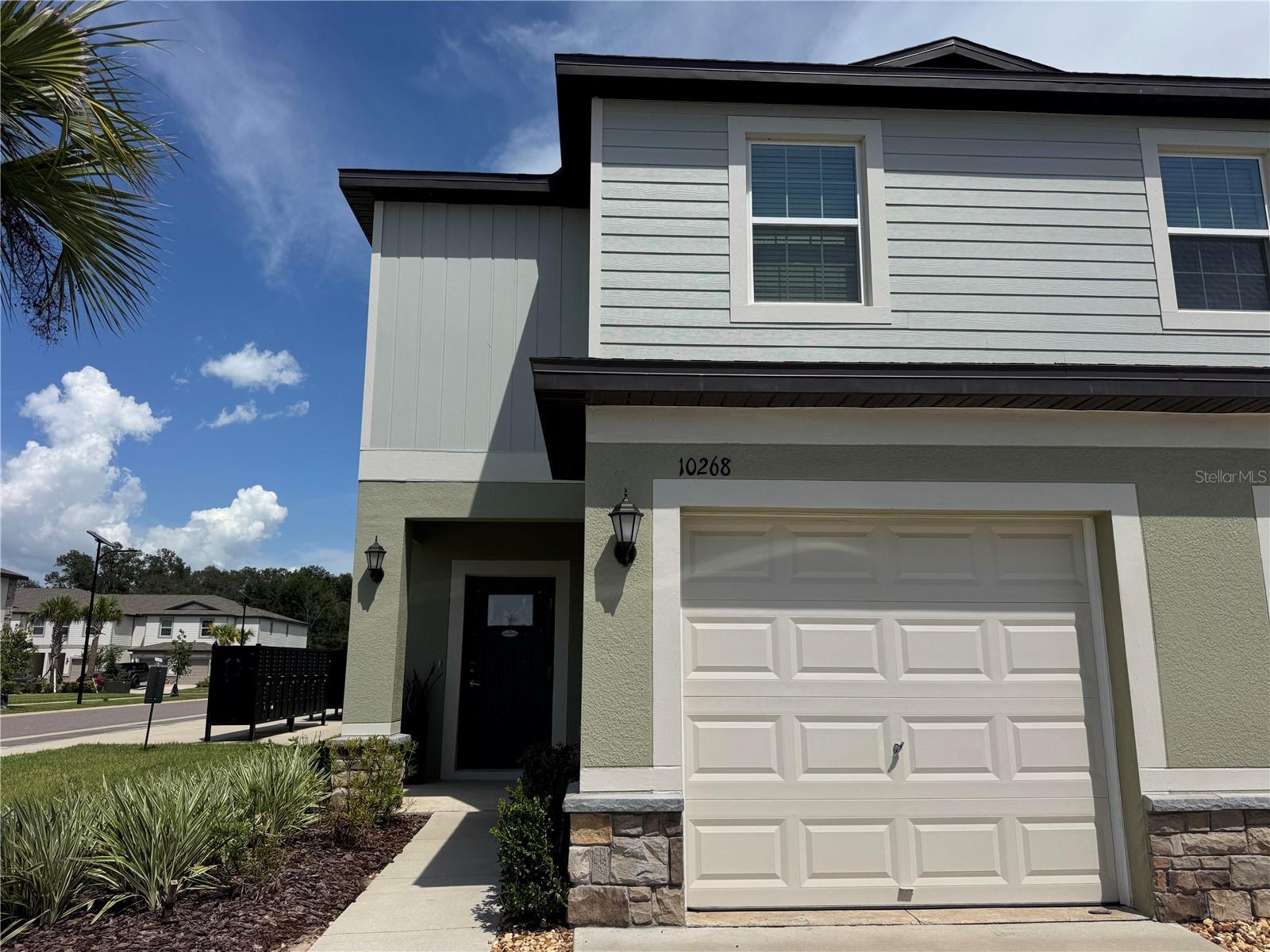 10268 Honey Hammock Way photo 1