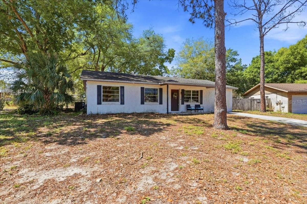 215 Carla Ann CT photo 1