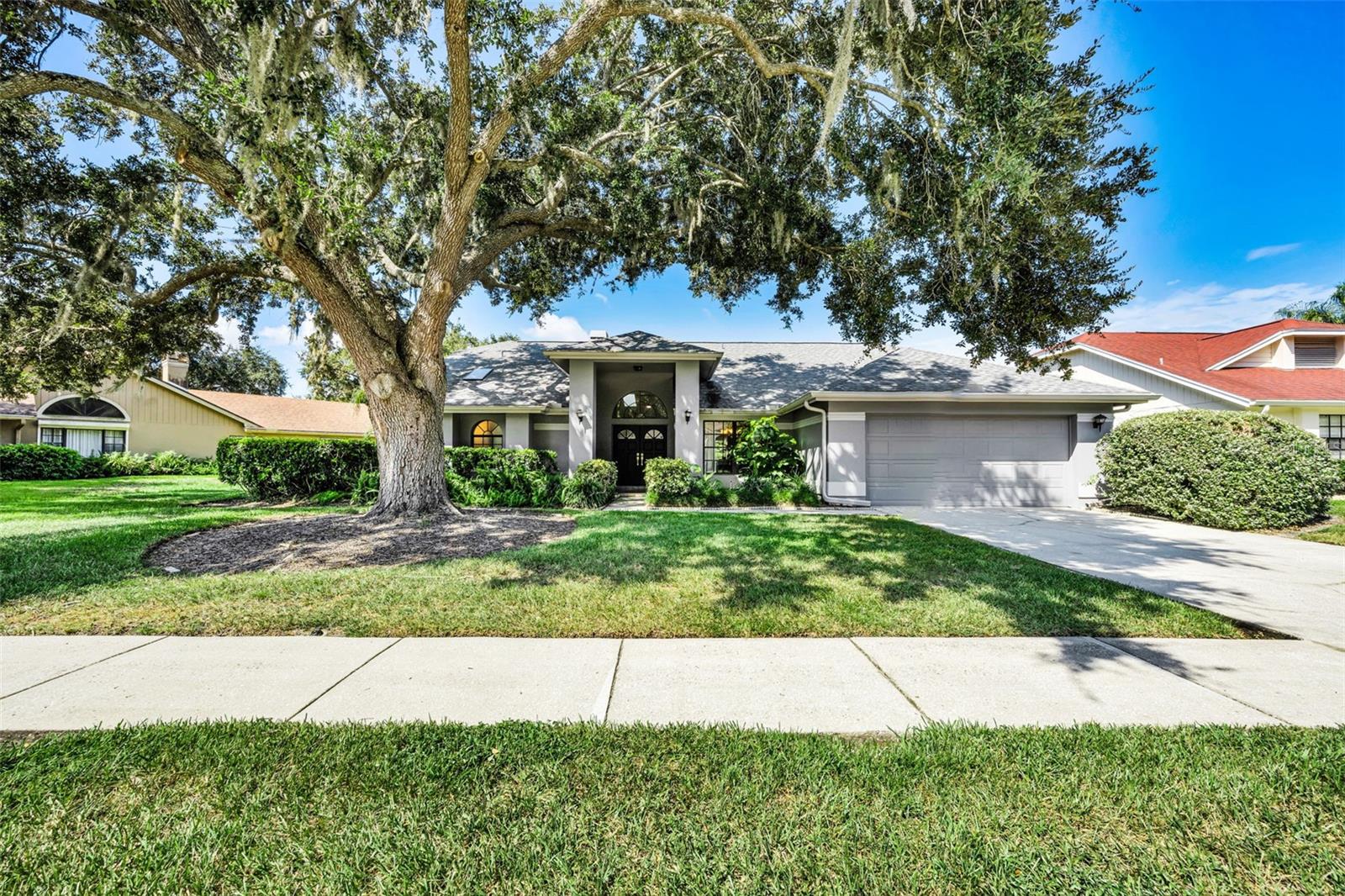 802 Centerwood Dr