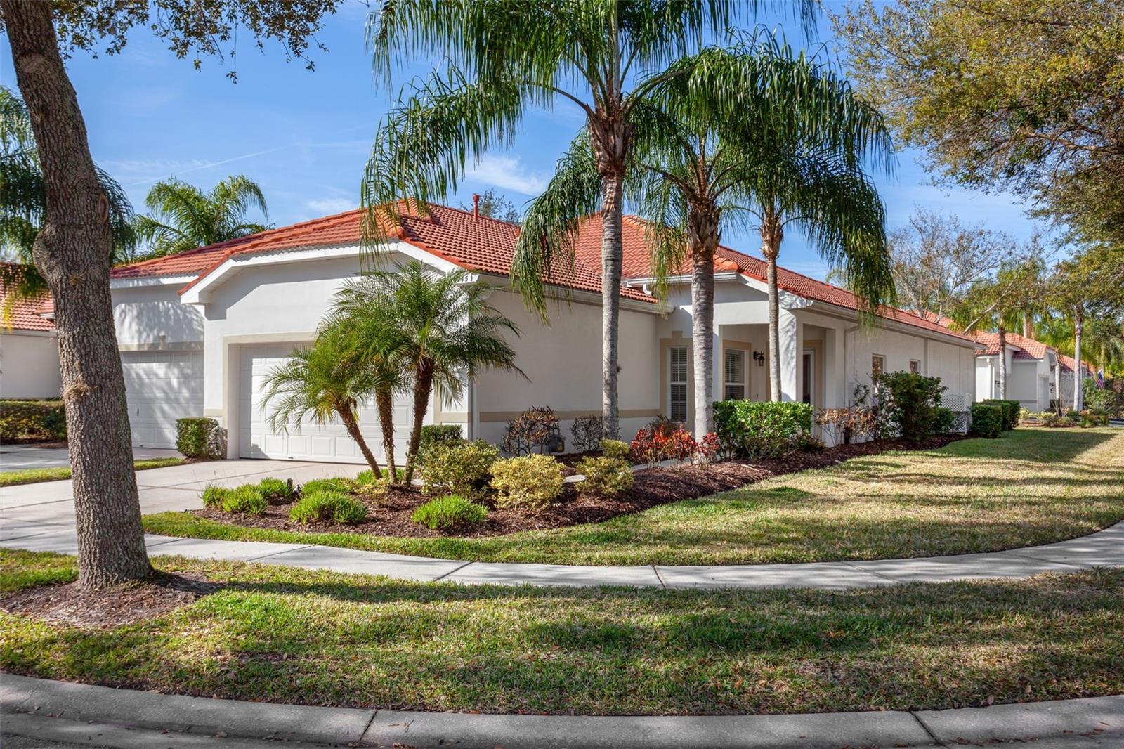 10245 Devonshire Lake Dr photo 1