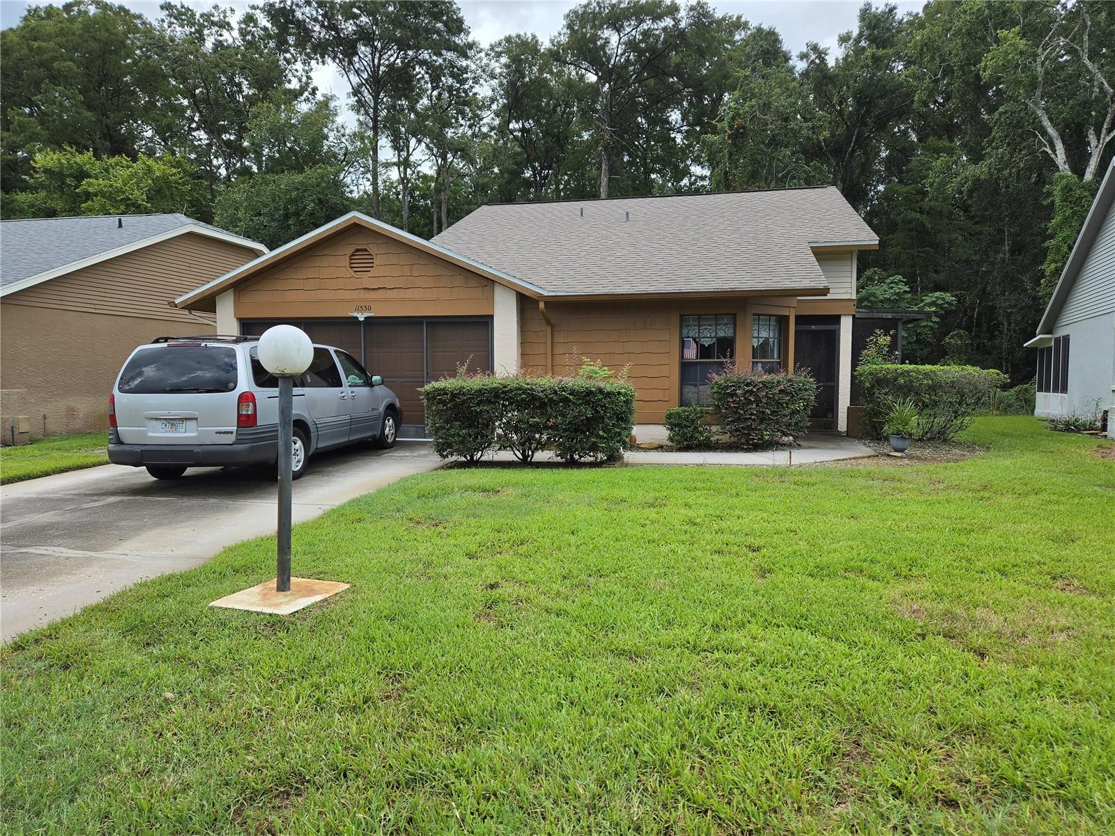 11530 White Ash Dr photo 1