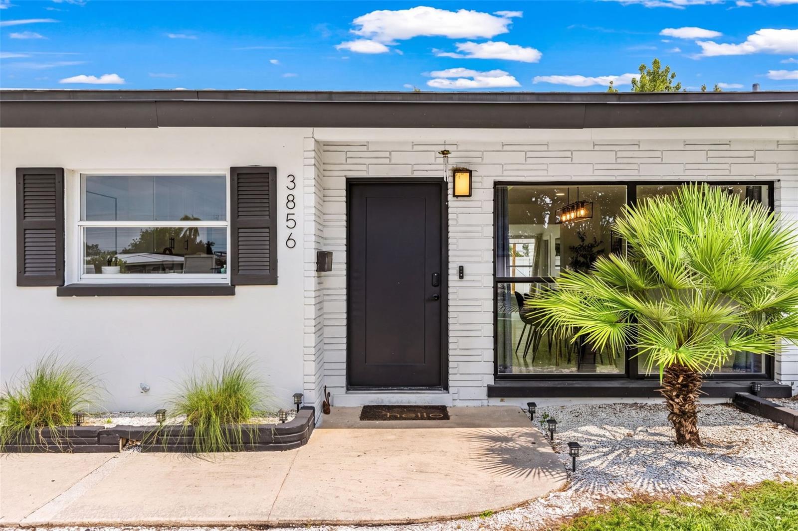 3856 Monica Pkwy