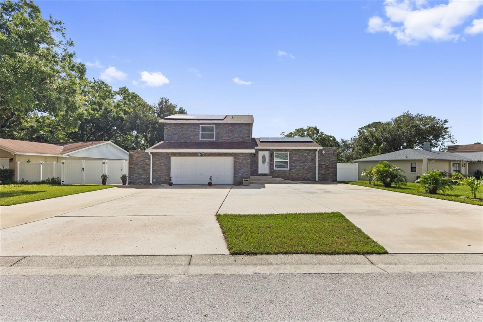 5408 Pentail Cir photo 1