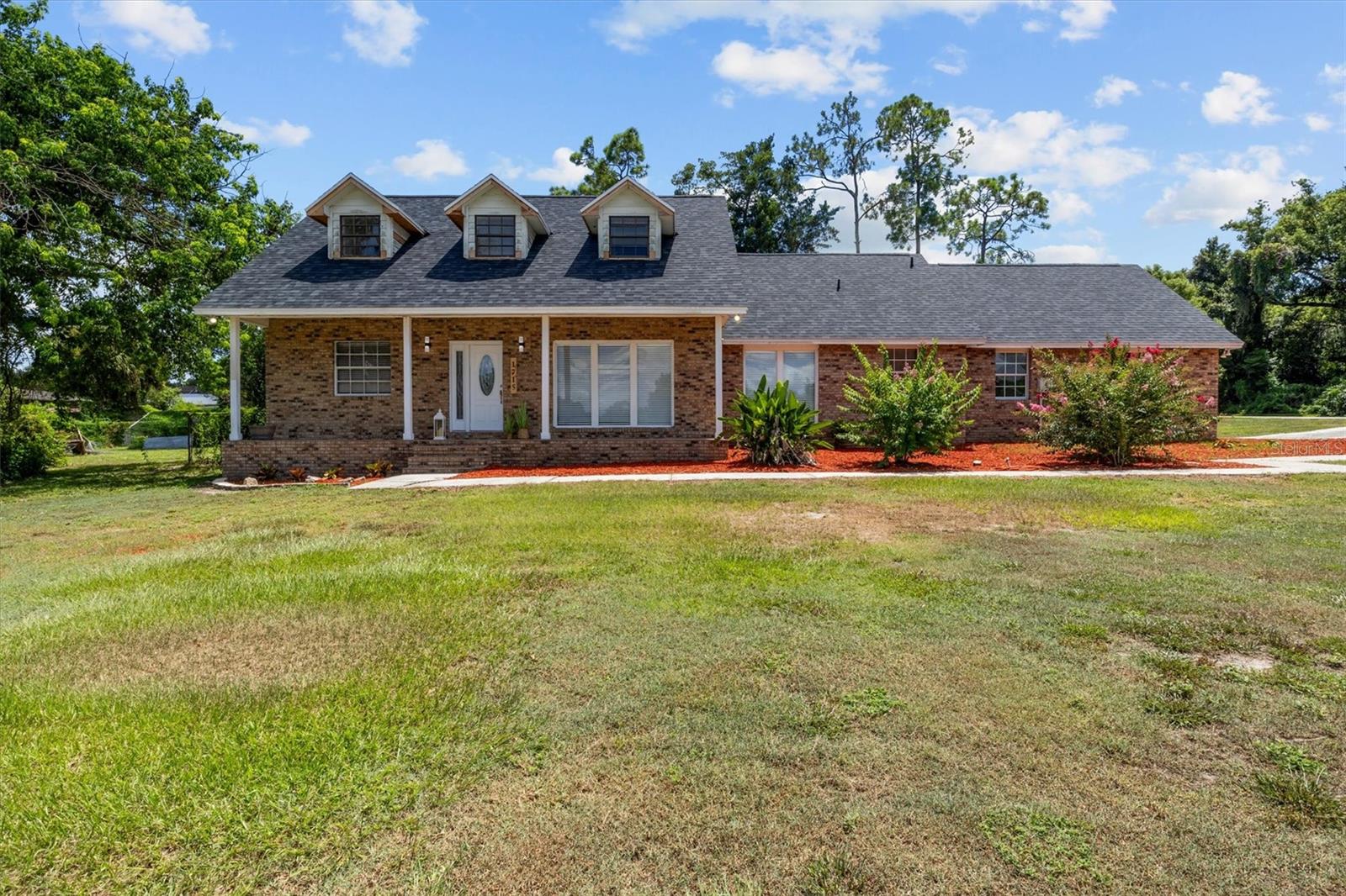 1715 Lake Miriam Dr photo 1