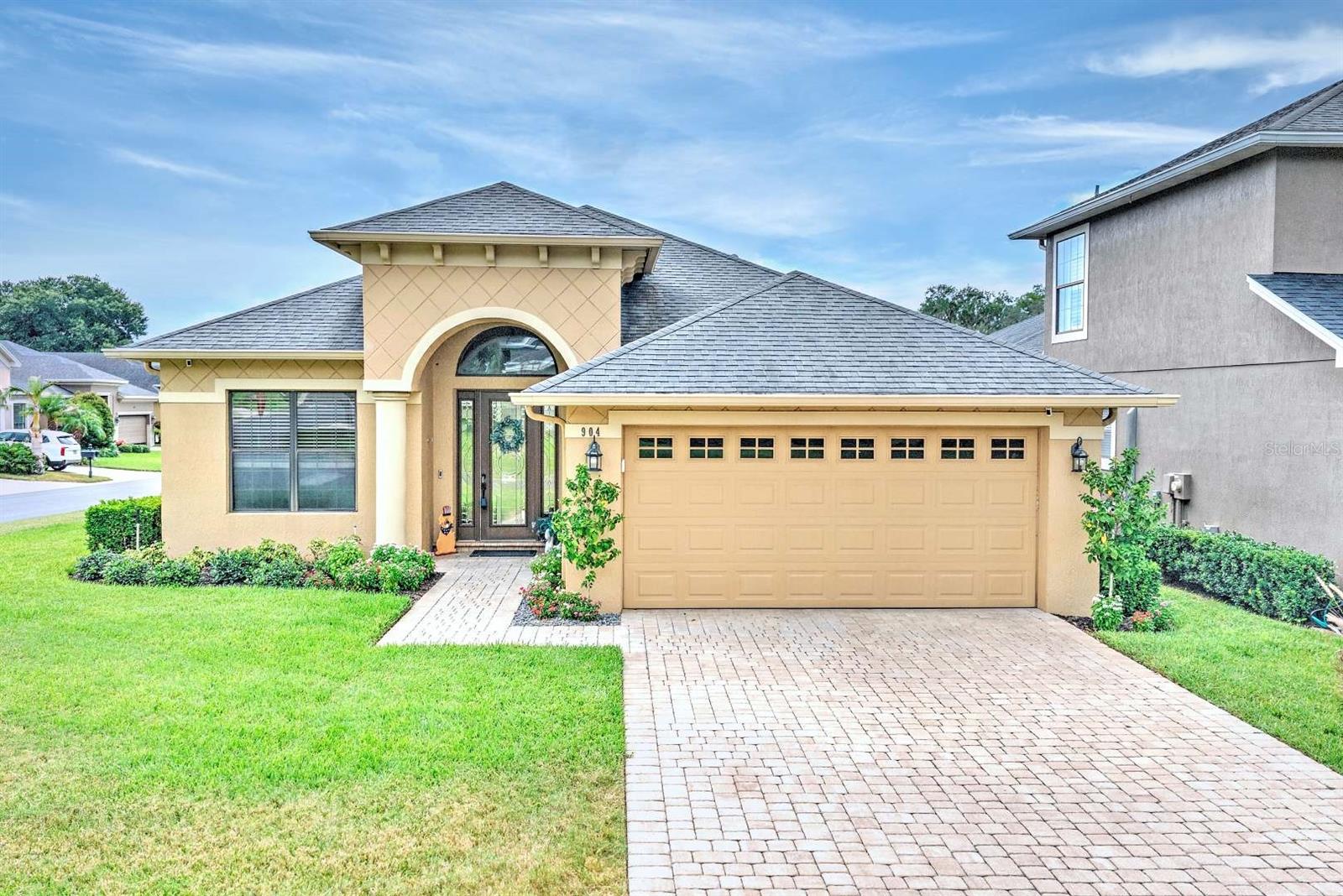 904 Christina Chase Ln photo 1