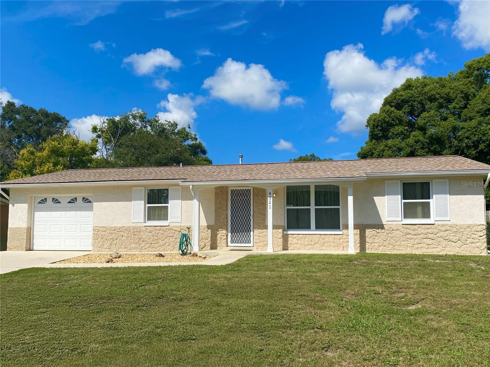 4321 Peacock Rd photo 1