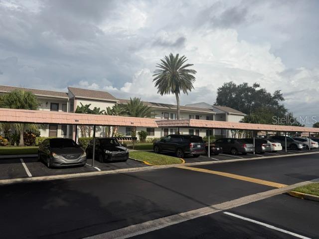 105 Lakeview Way #105