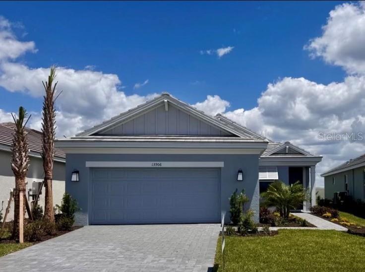 13906 Fletcher Dr photo 1