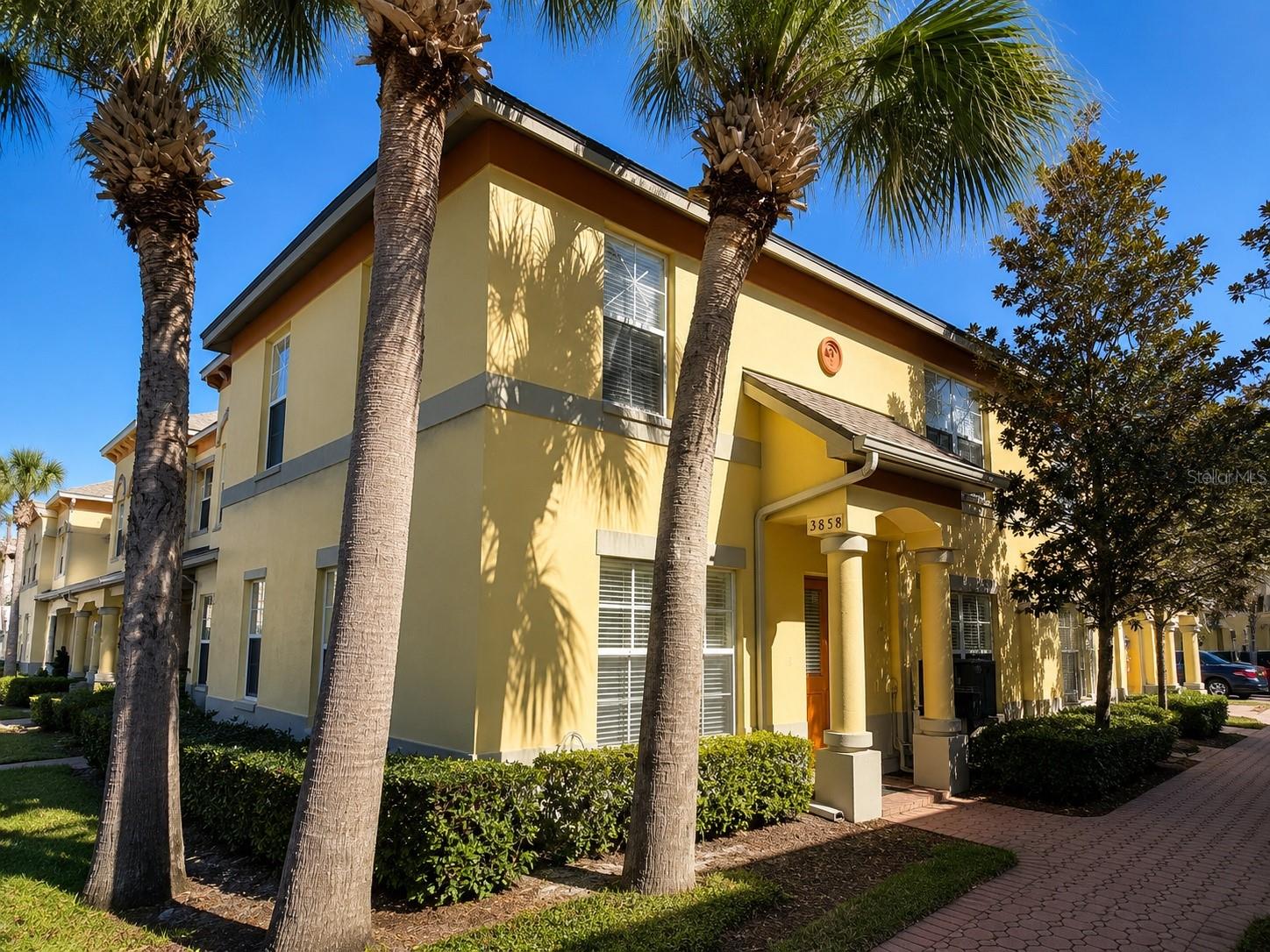 3858 Island Way photo 1
