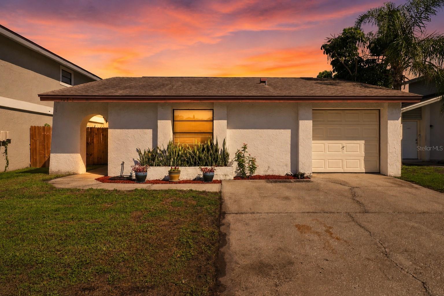 10311 Chadbourne Dr photo 1