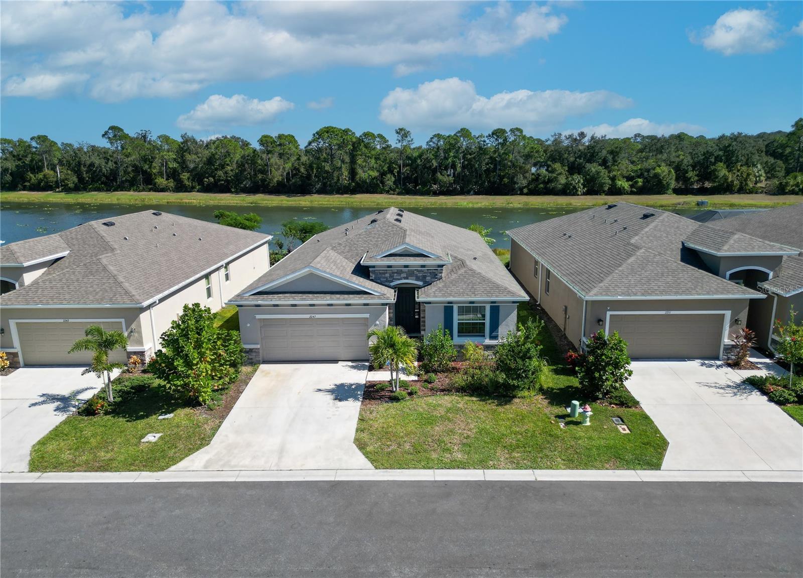 2247 Midnight Pearl Dr