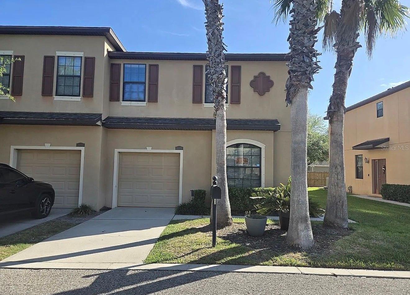 10259 Villa Palazzo CT photo 1