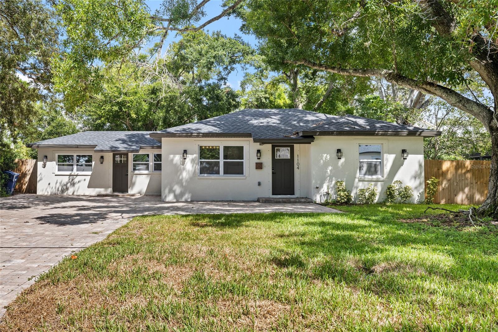 1104 S Lois Ave photo 1