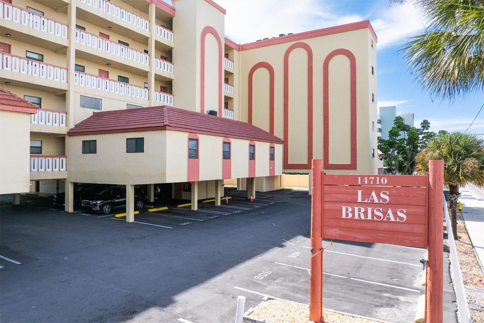 14710 Gulf Blvd #206