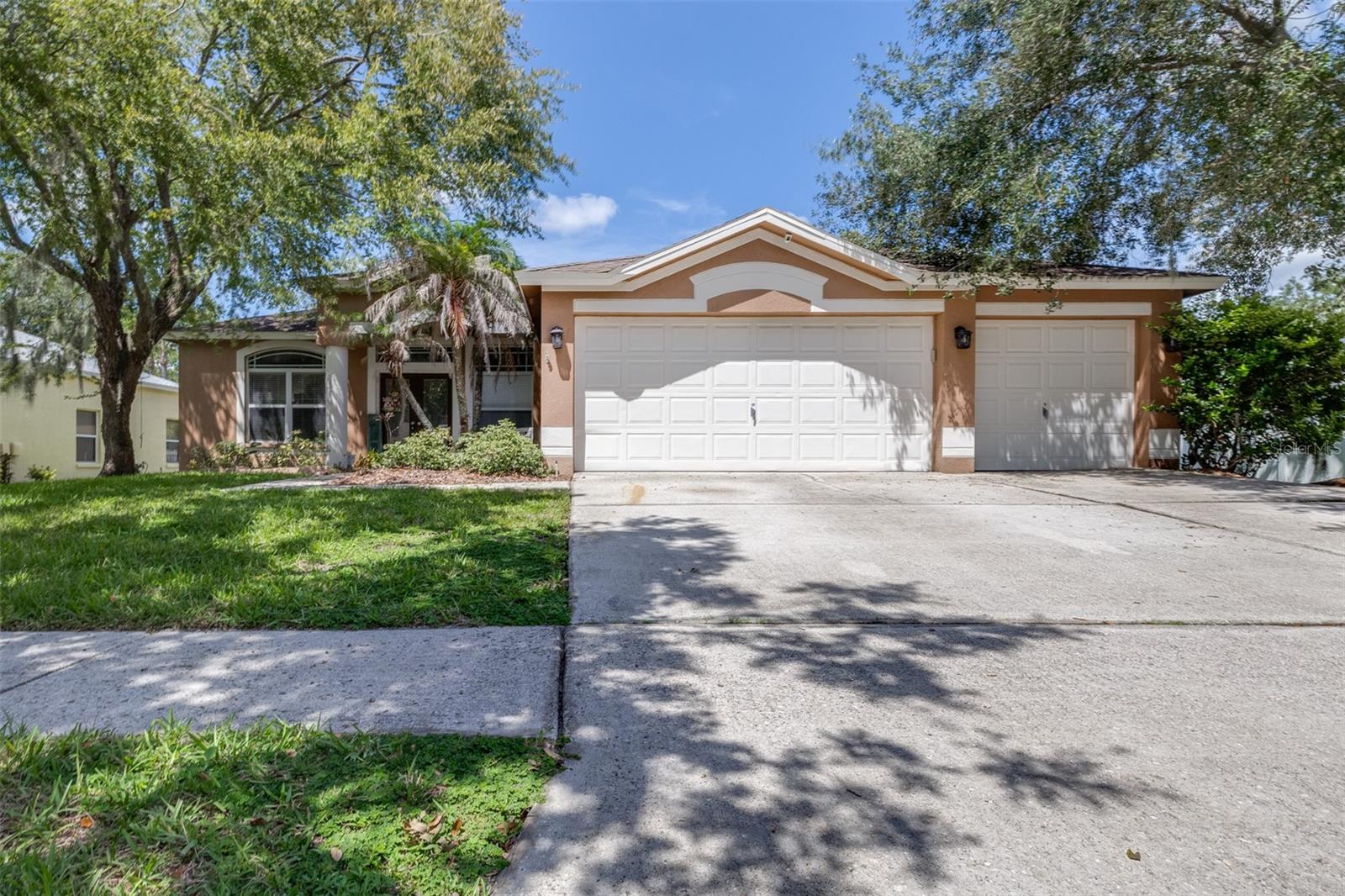 17012 Falconridge Rd photo 1