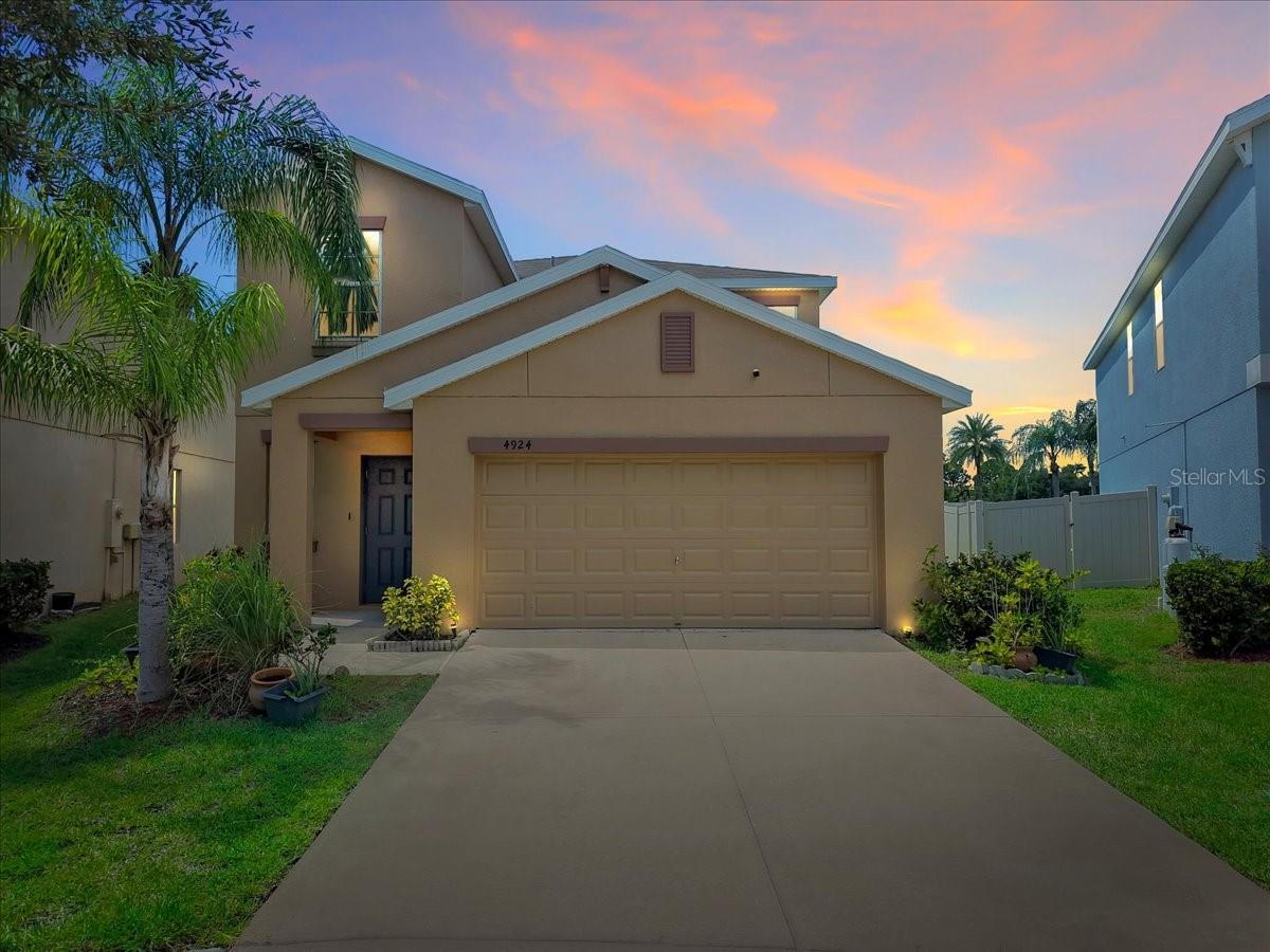 4924 Reflecting Pond Cir photo 1