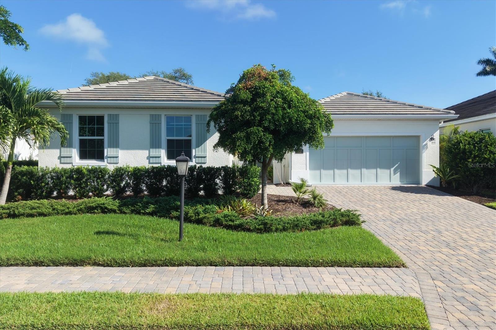 7717 Sandhill Lake Dr