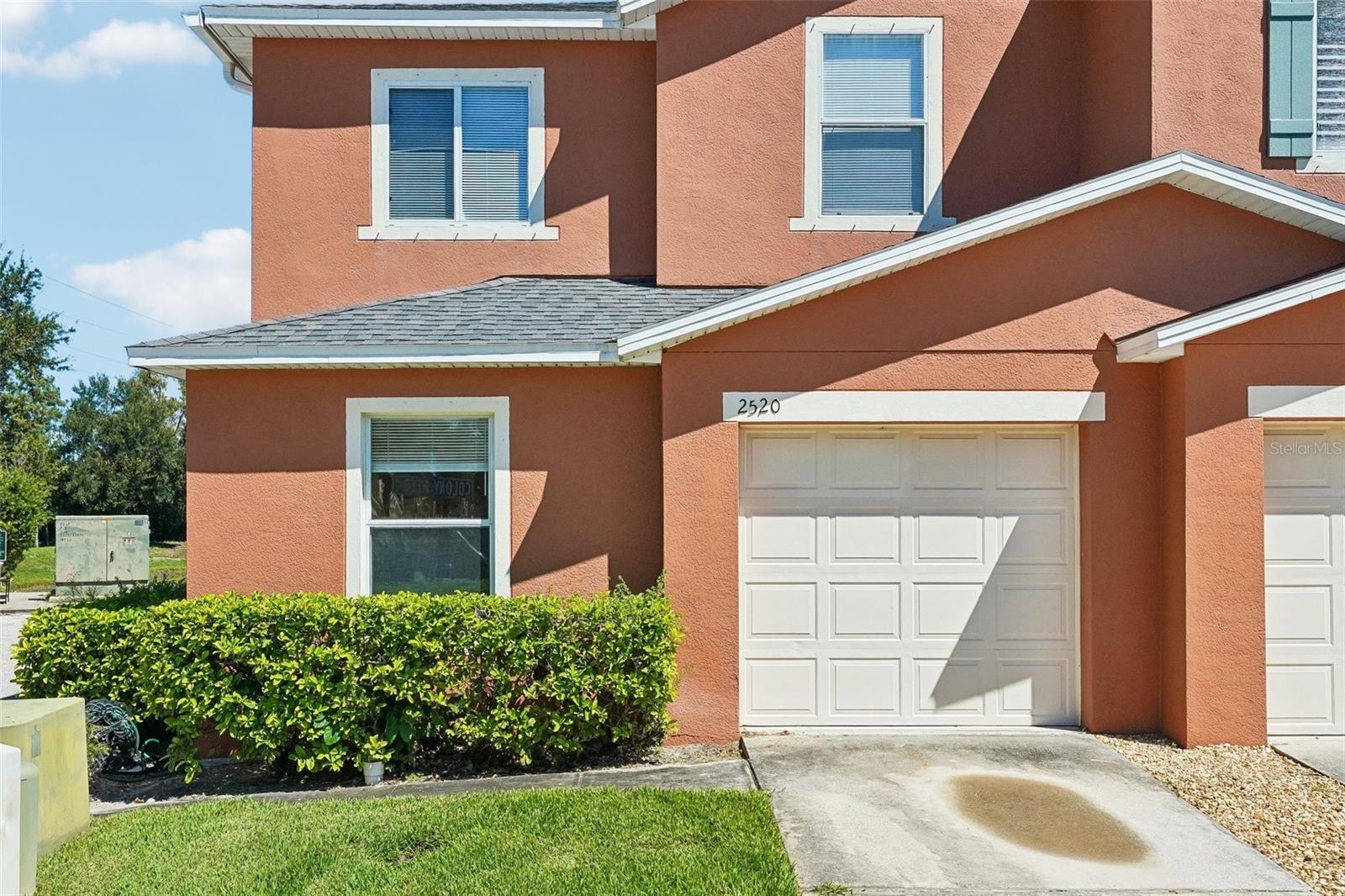2520 Colony Reed Ln photo 1