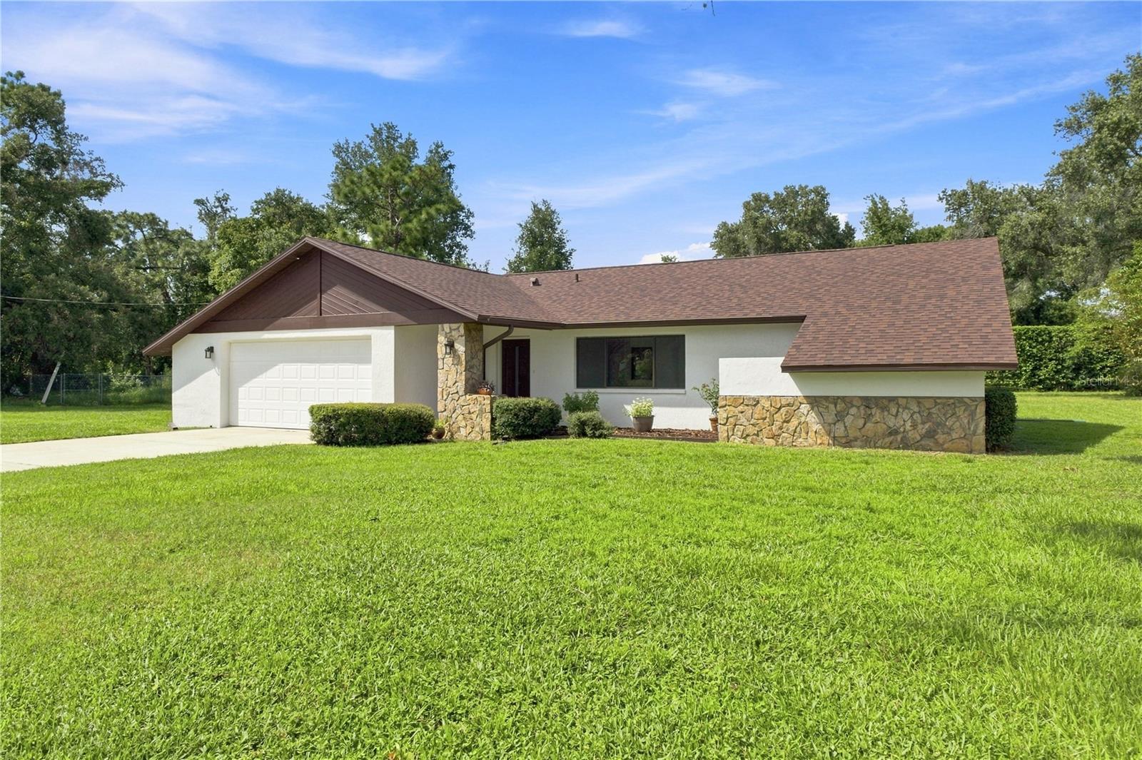 15125 Willowood Ln