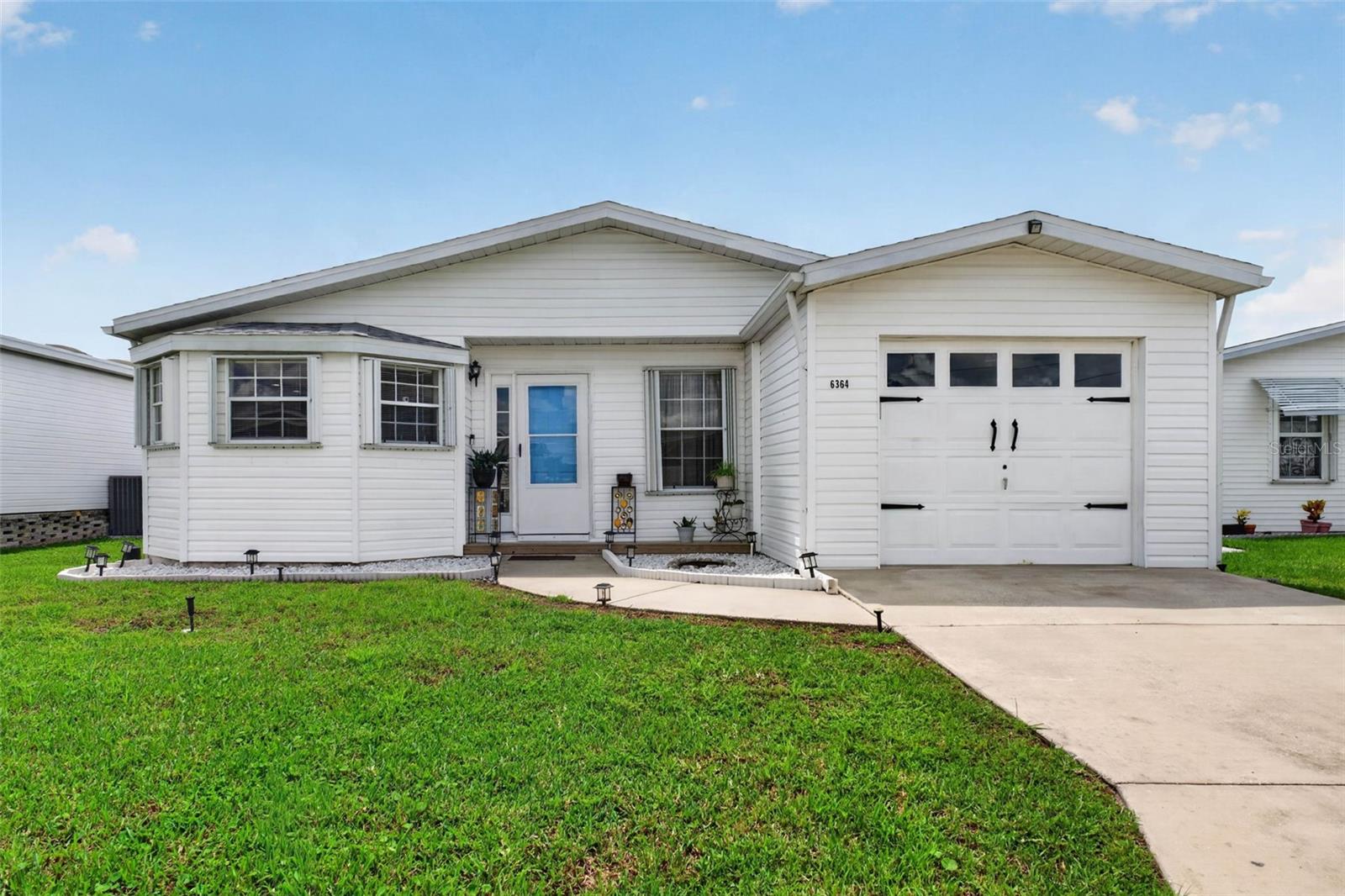 6364 Lolly Bay Loop NE photo 1