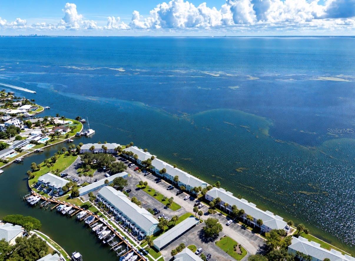 4752 Coquina Key Dr SE photo 1