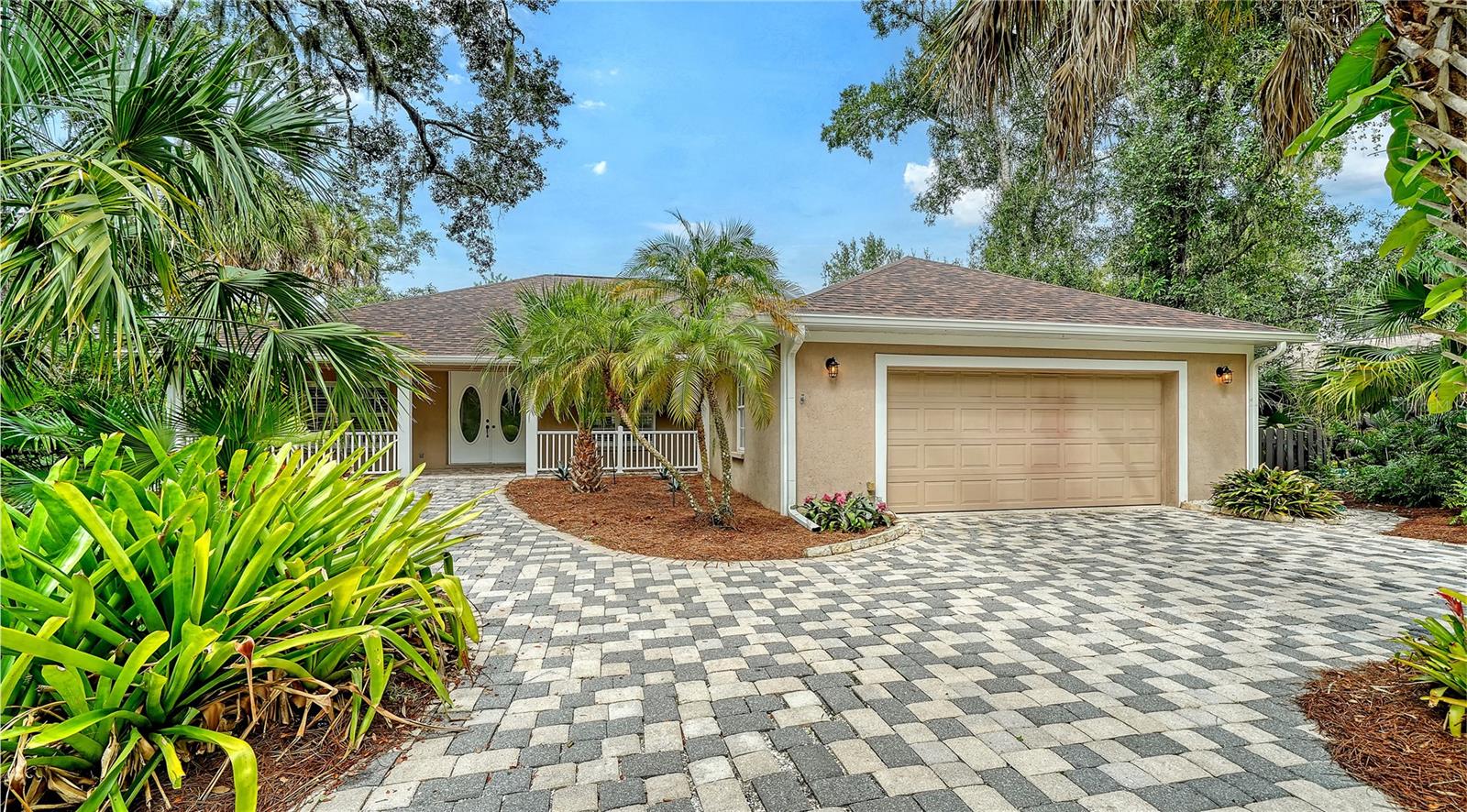 2166 Sylvan Lea Dr photo 1