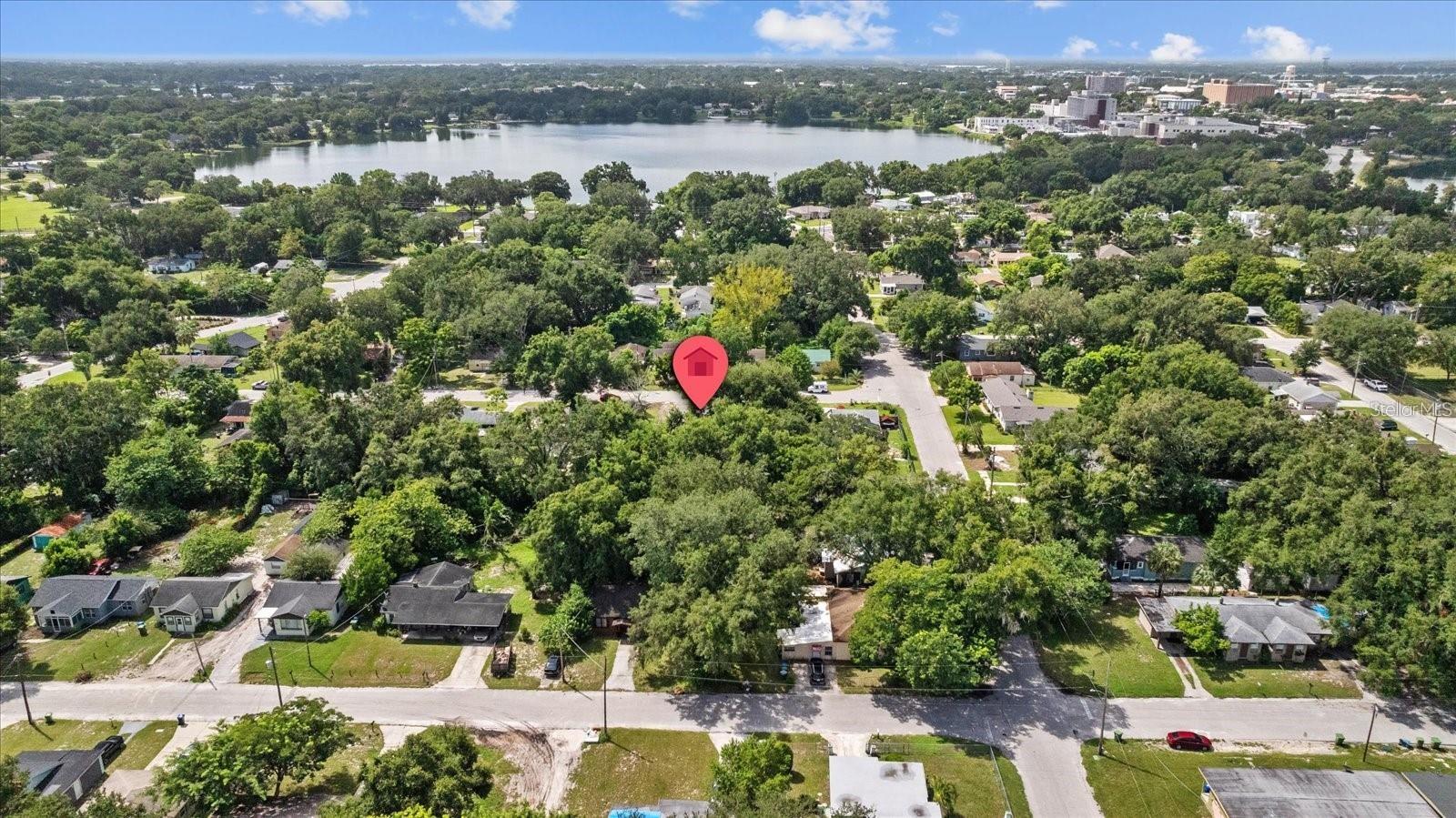 405 Avenue M NE photo 1