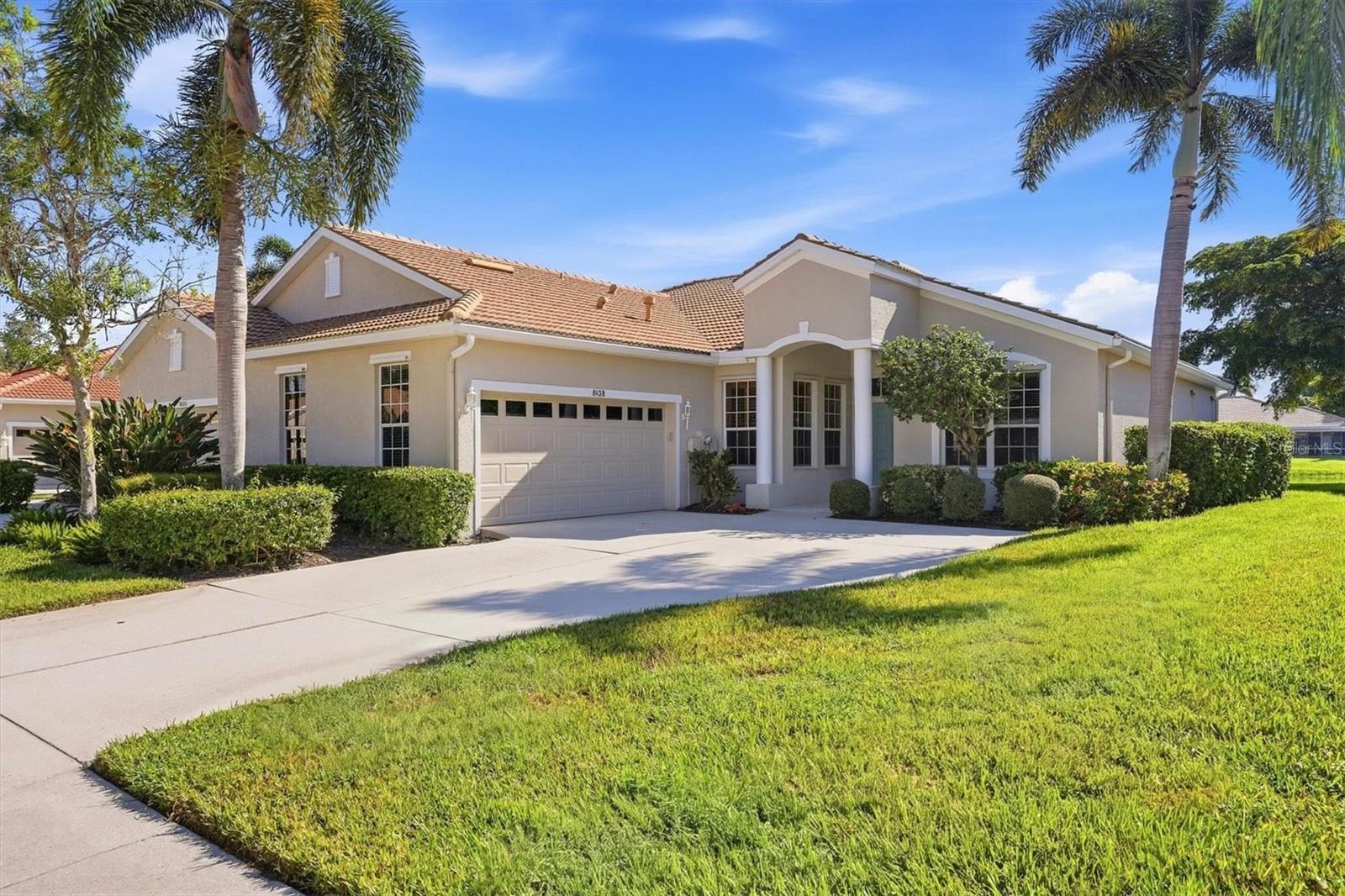 8138 Victoria Falls Cir photo 1
