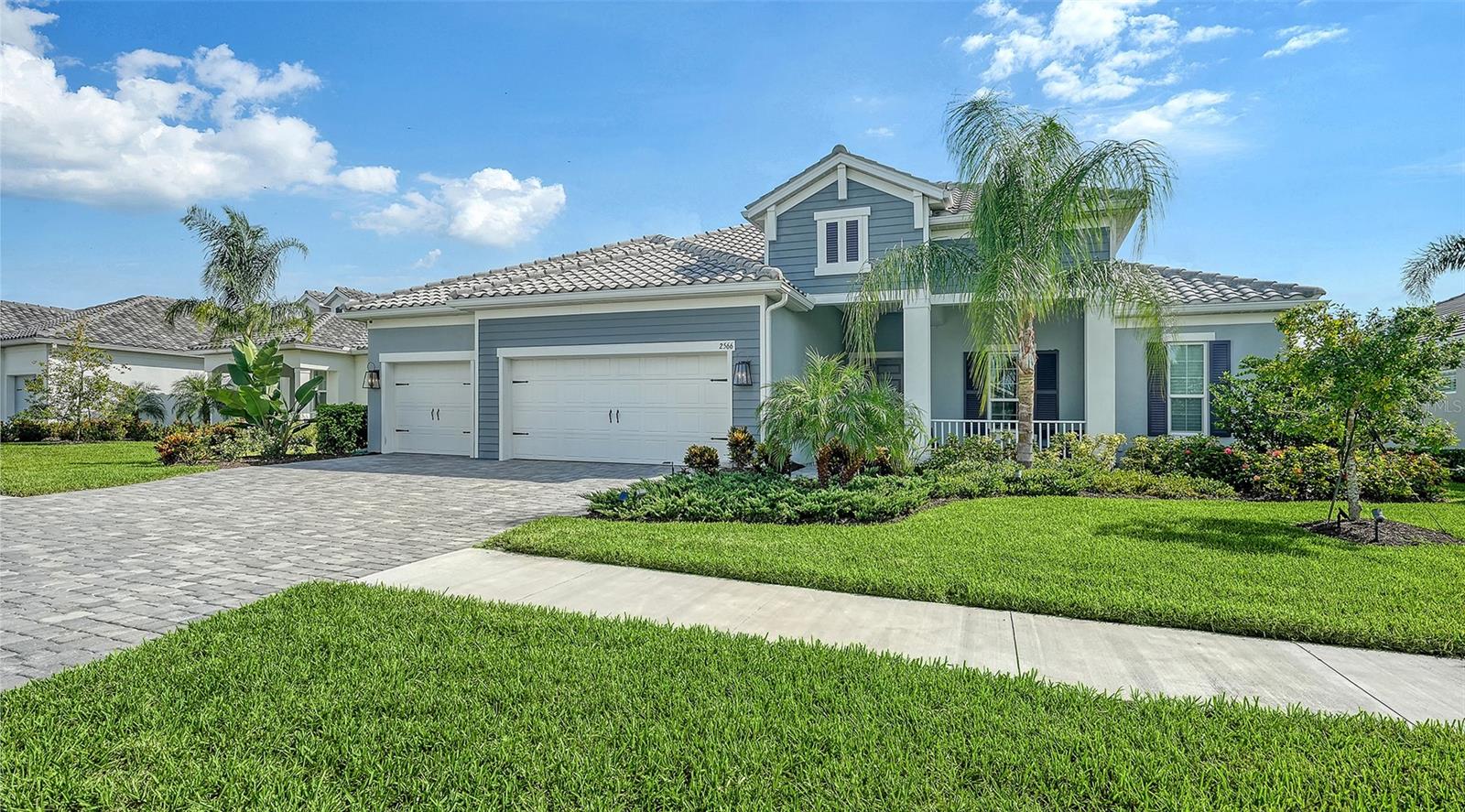2566 Paradise Plum Dr