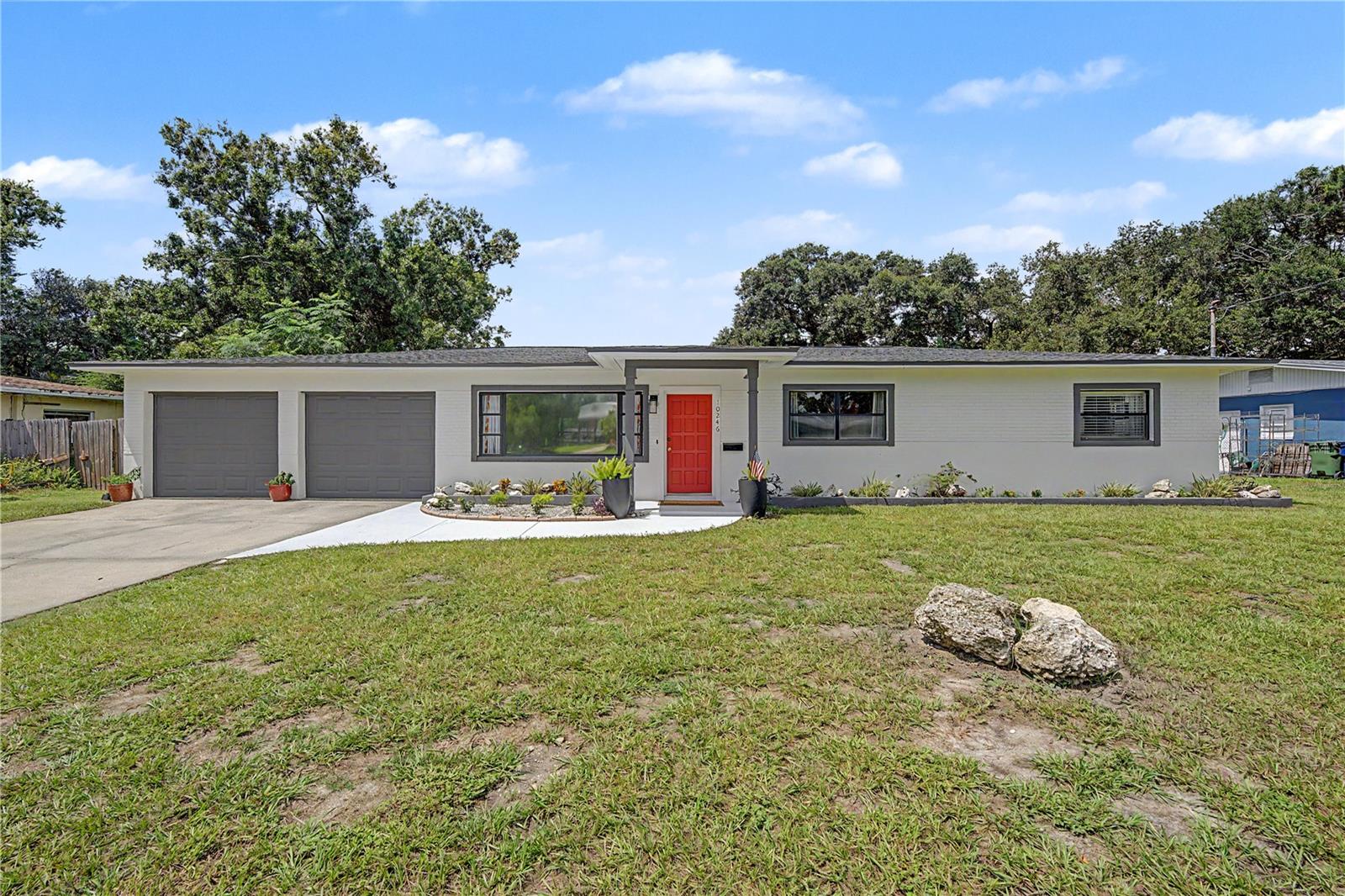 10246 N Valle Dr
