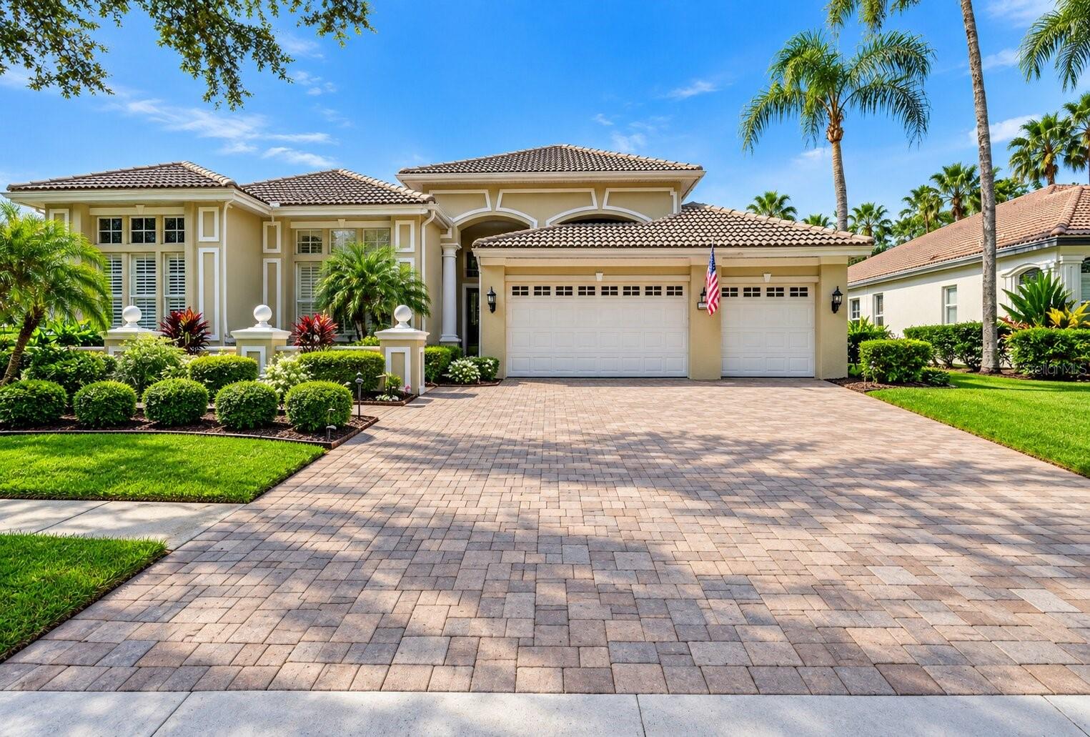 9108 Woodridge Run Dr
