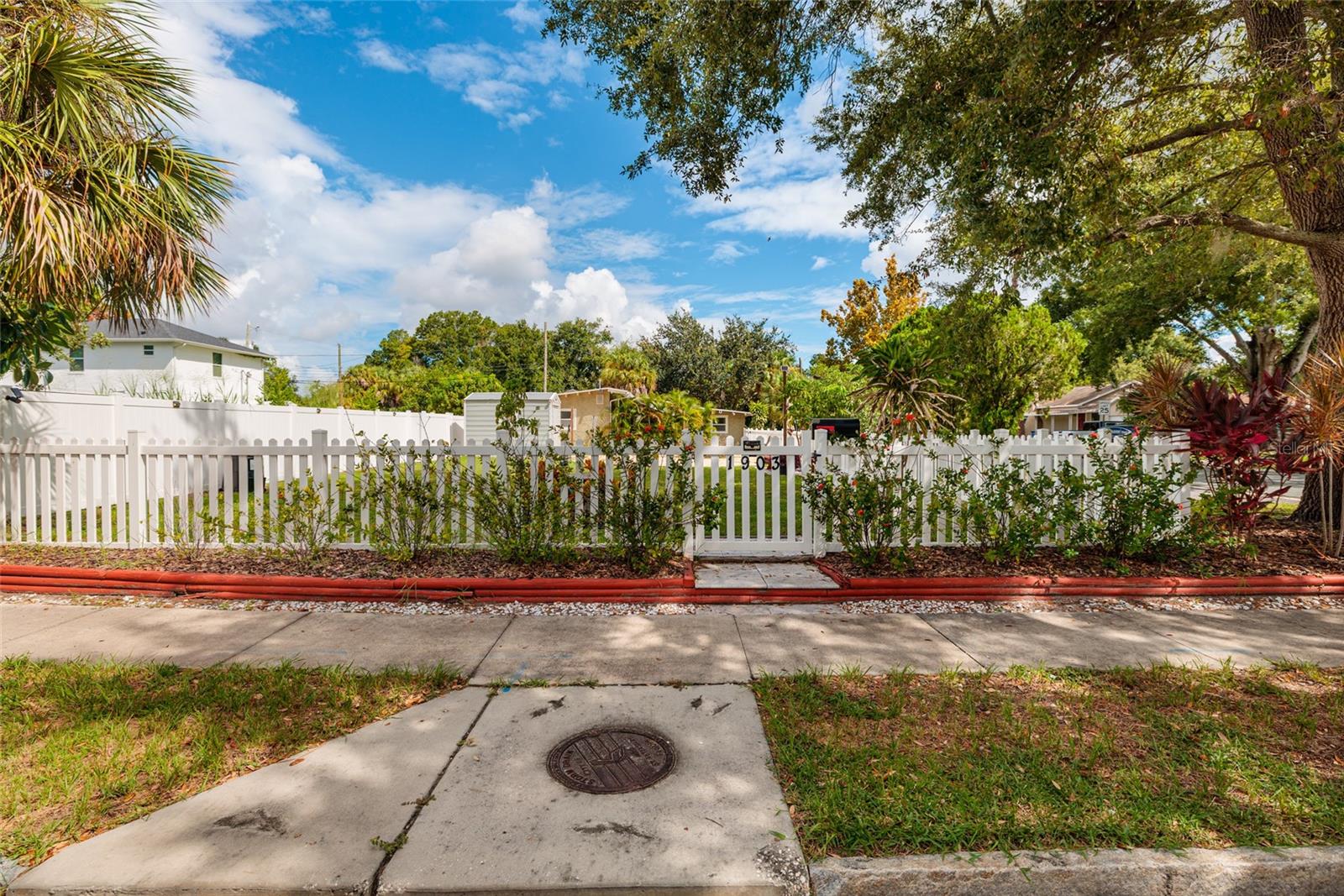 1903 30th Ave N