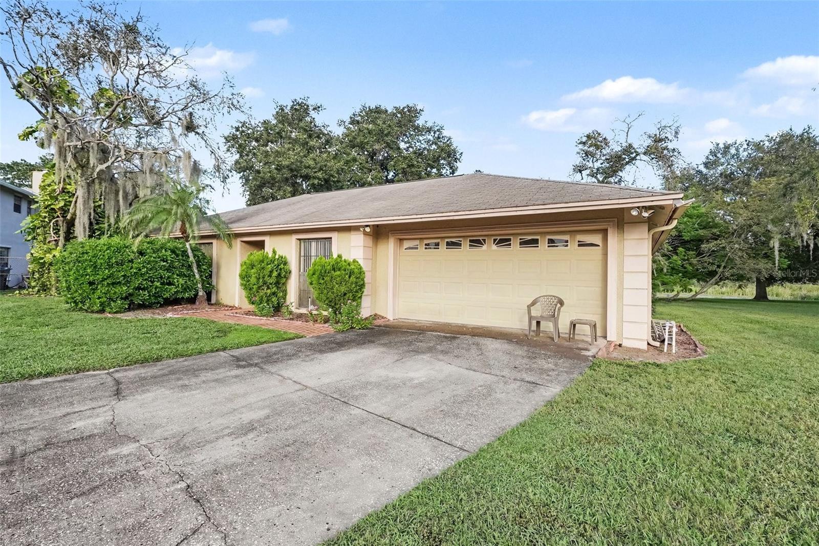 602 Speck CT