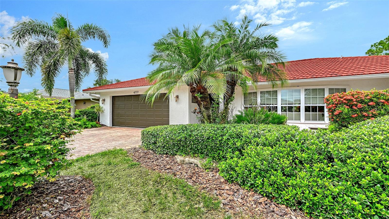 4777 Overbury Pl