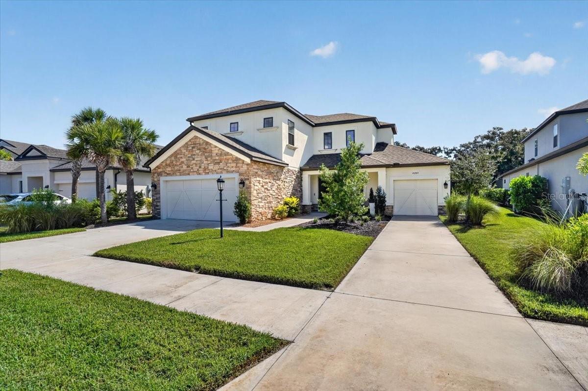 10203 Milky Way Cir photo 1