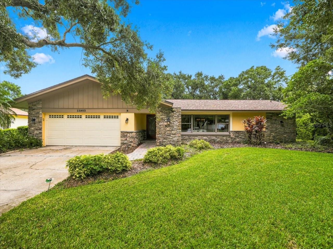 13903 Middle Park Dr