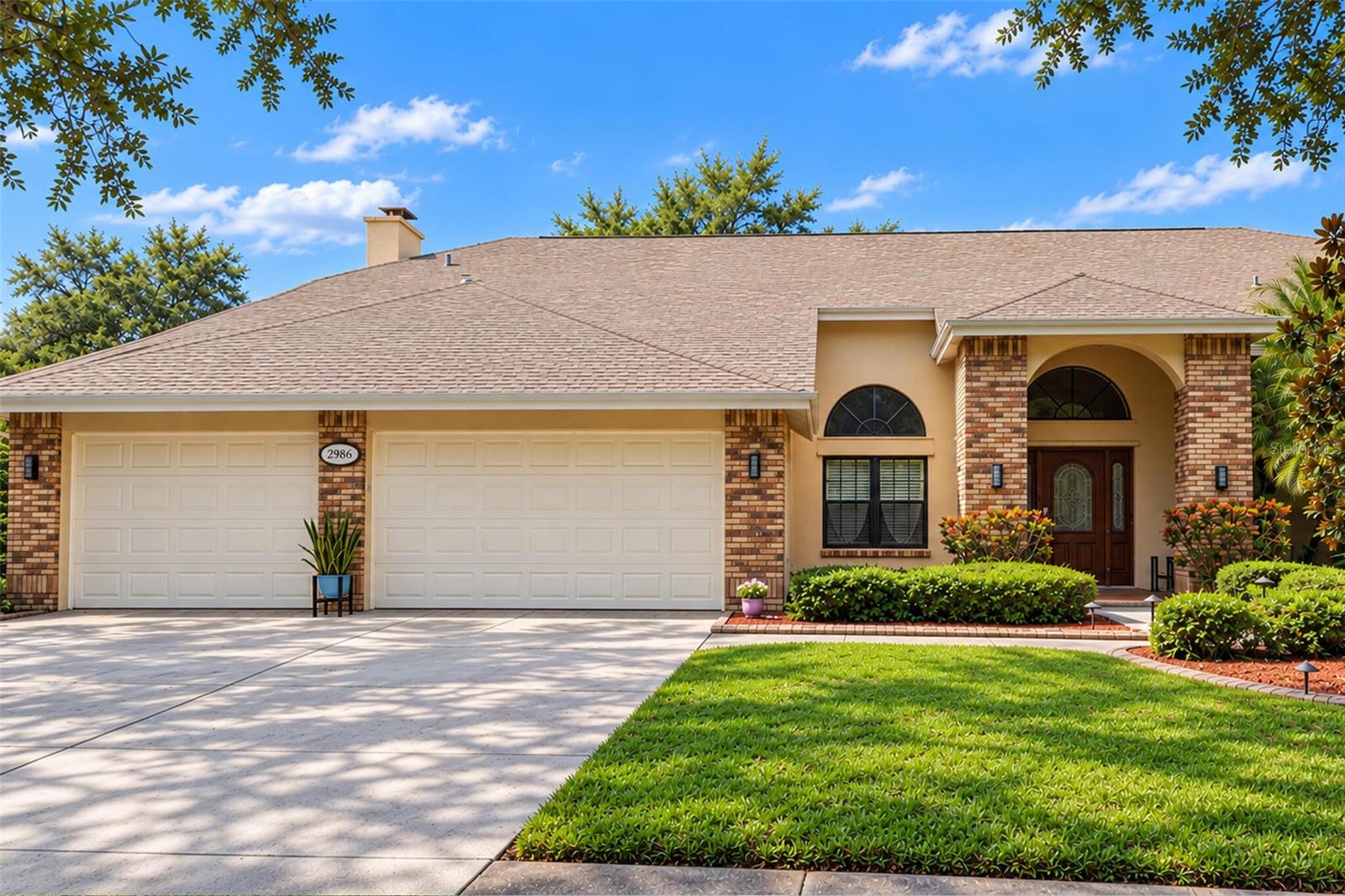 2986 Cielo Cir N