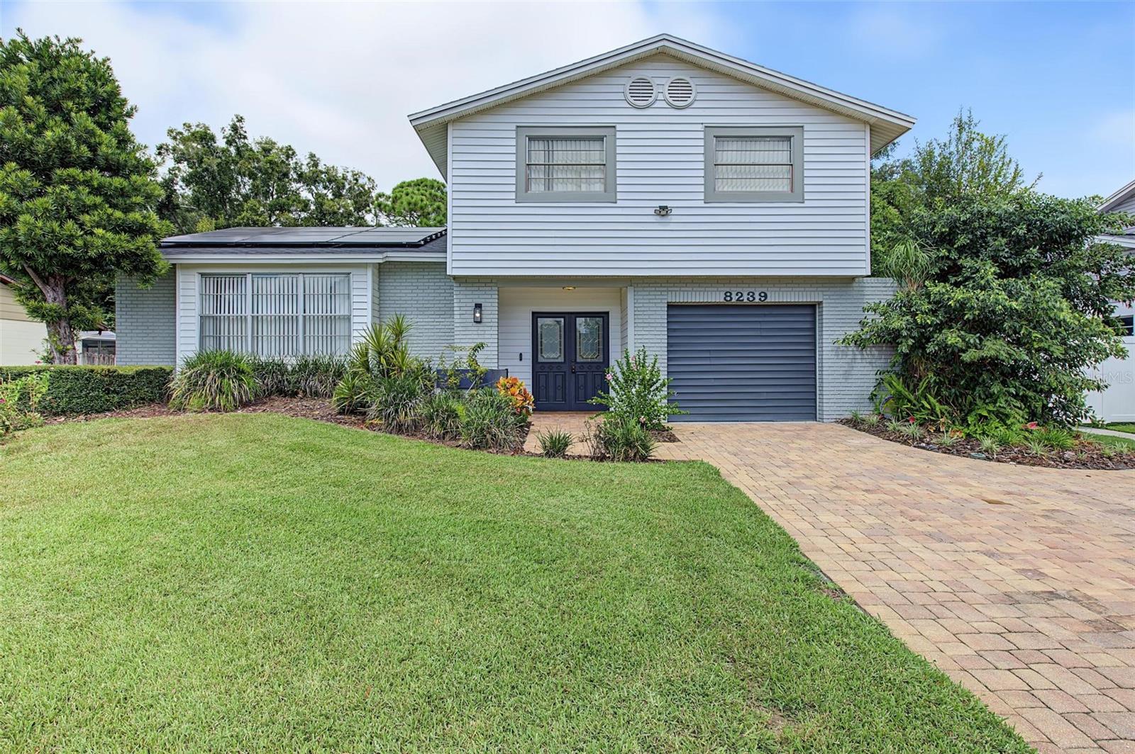 8239 Vassar Cir photo 1