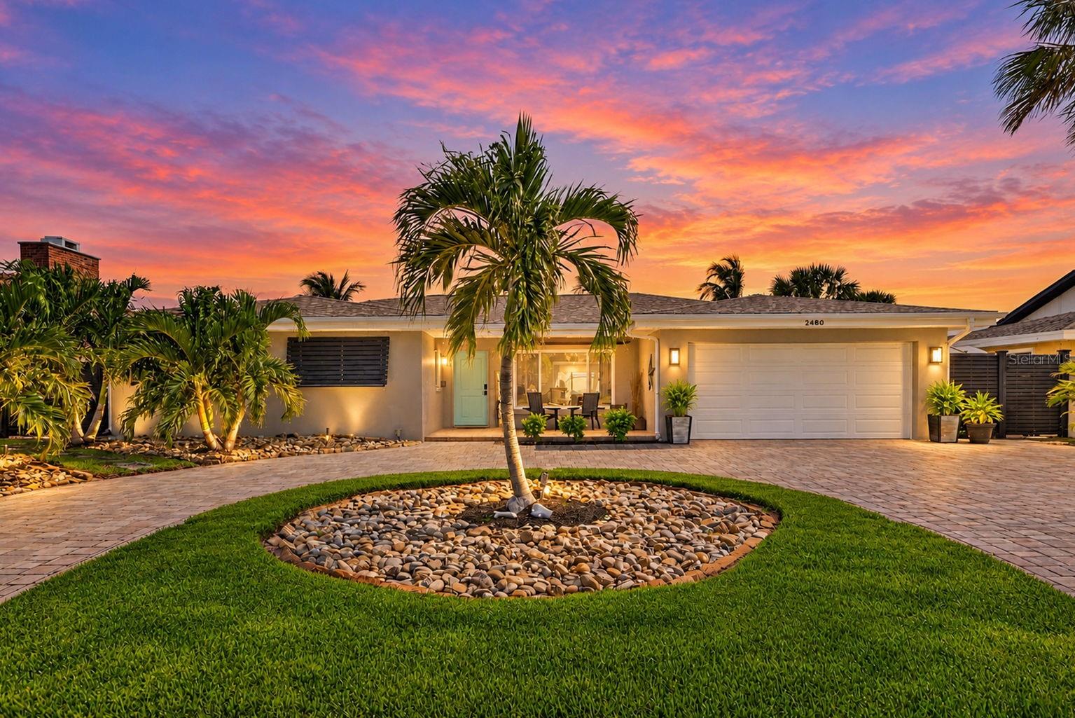 2480 E Bay Isle Dr SE