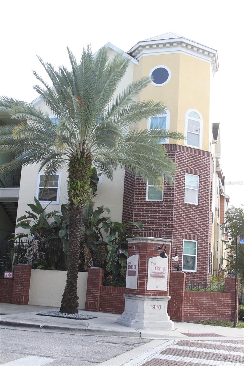 1910 E Palm Ave #9201