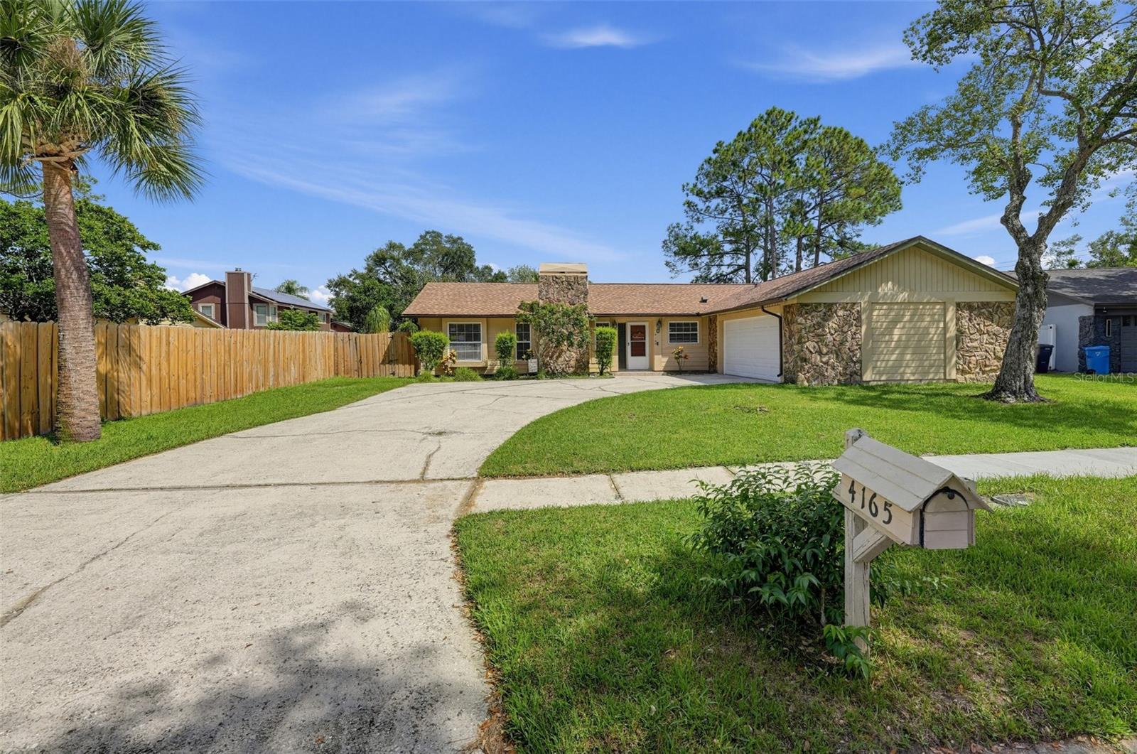 4165 Rolling Springs Dr