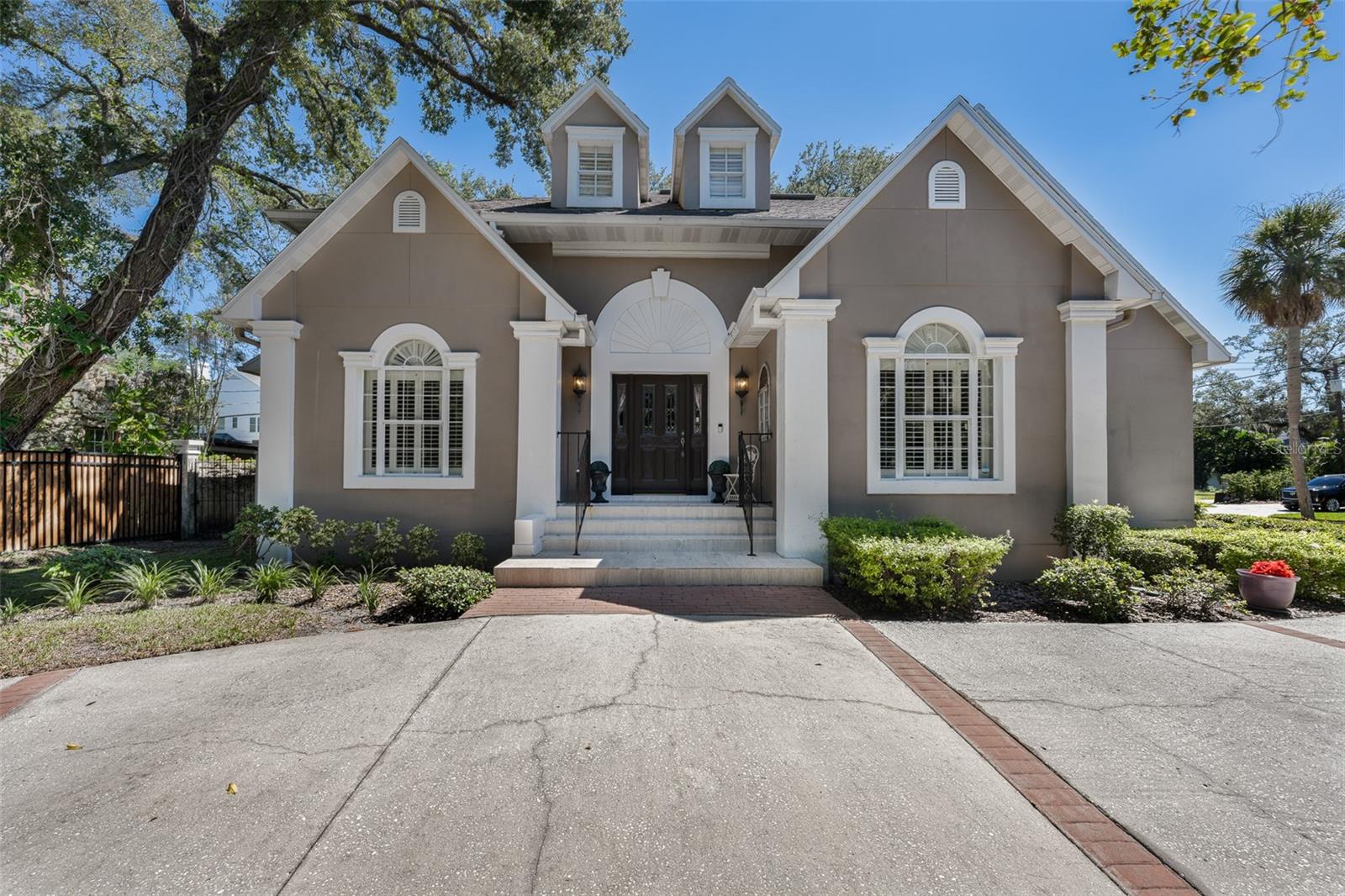 4535 W Beachway Dr