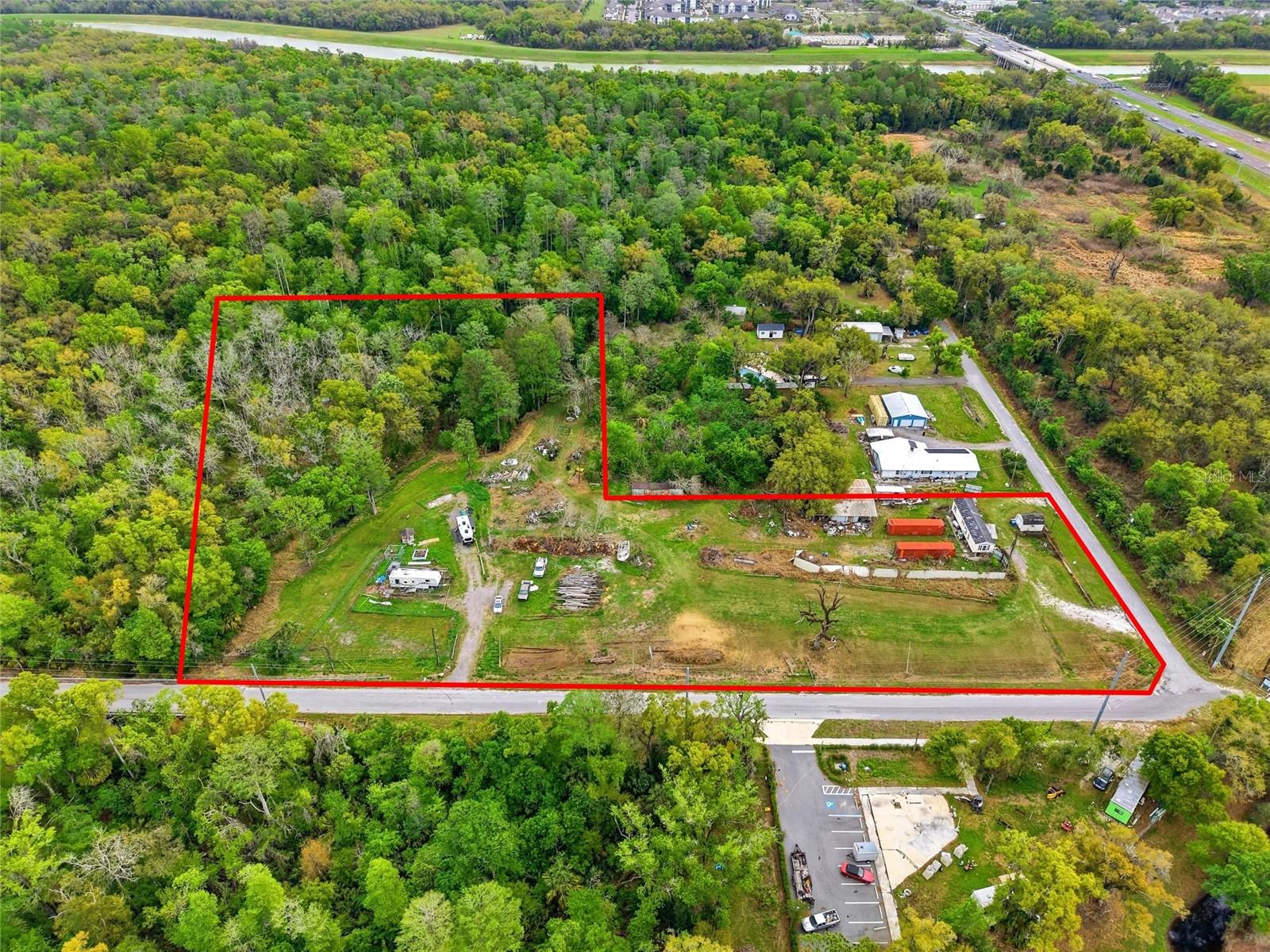 9014 122 Ave photo 1