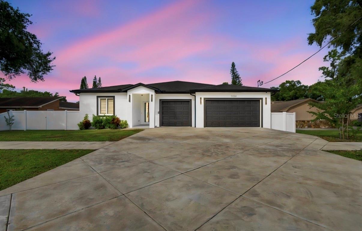 13204 Lake Magdalene Blvd photo 1