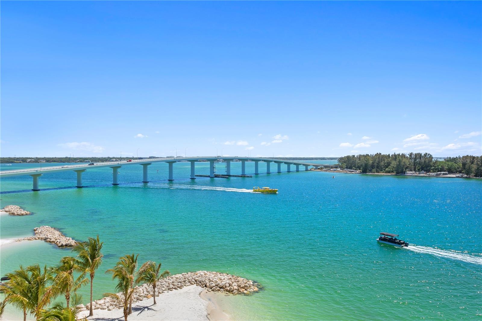 691 S Gulfview Blvd #1011