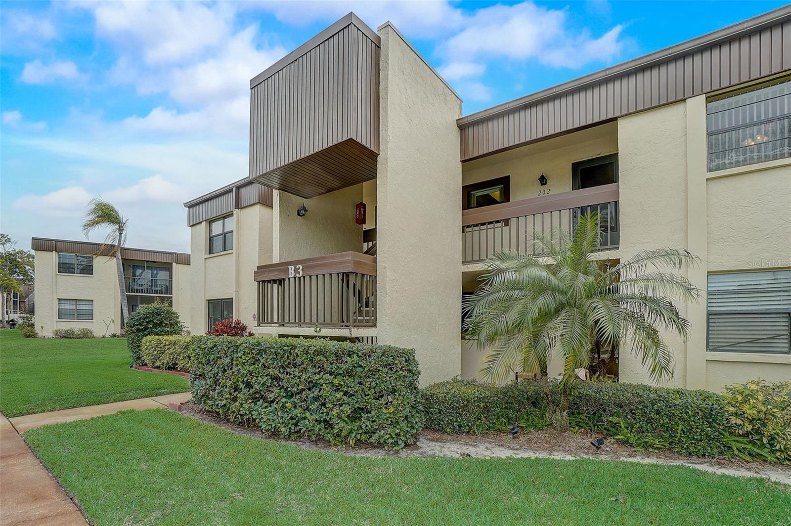2400 Winding Creek Blvd #3-202