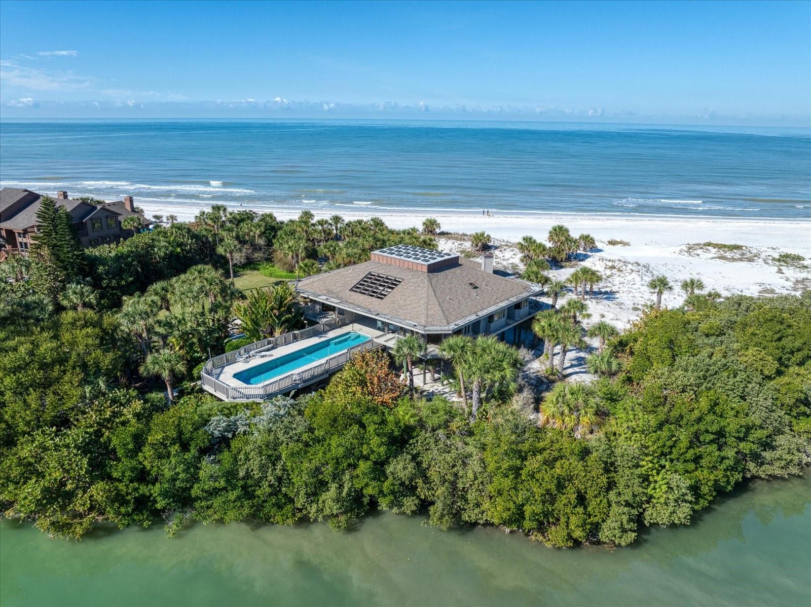 1198 Mandalay Pt