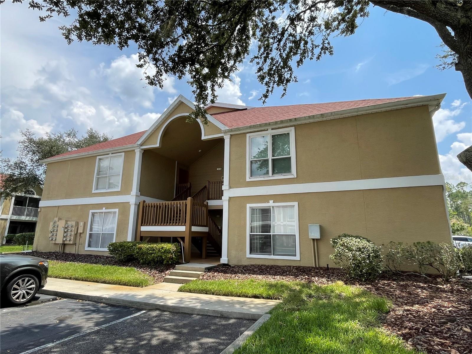 9481 Highland Oak Dr #1402