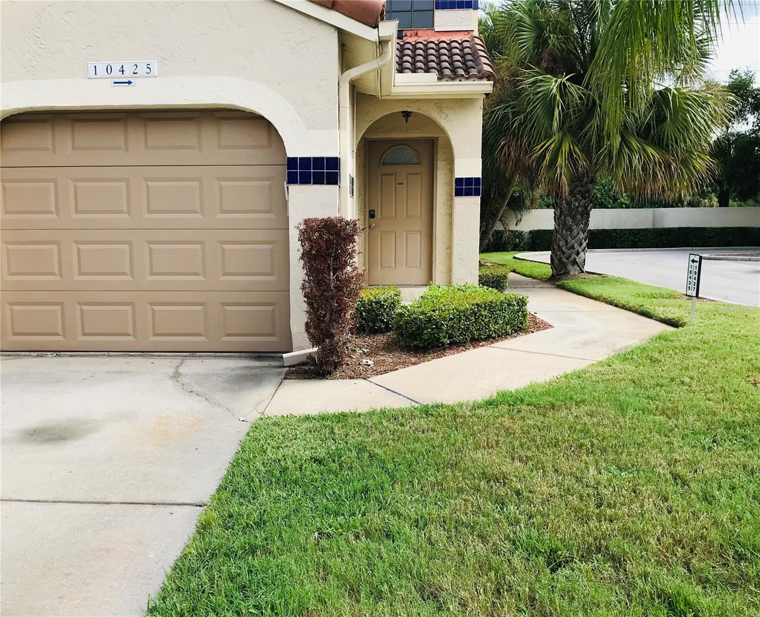 10425 LA Mirage CT #202